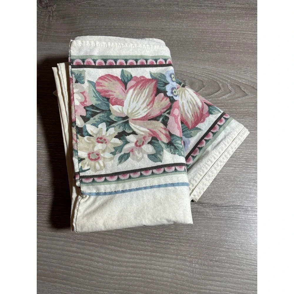 Vintage Floral Pillowcases‎ Pair Peony Wildflower Cottagecore Country Grannycore